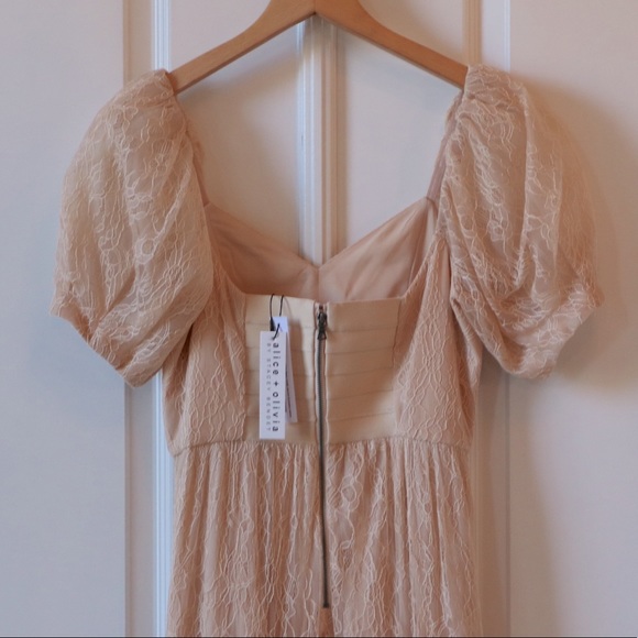 ALICE + OLIVIA Remona Sweetheart Lace Maxi Dress - Picture 12 of 14